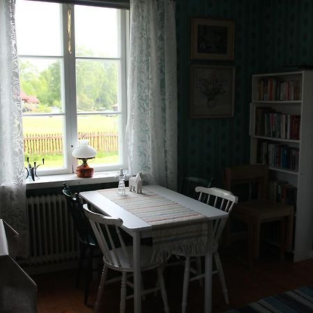 Mora Vandrarhem Och Gaesthem Vinäs 外观 照片